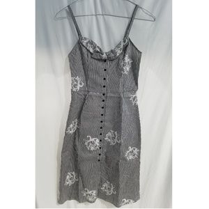 Ali & Jay MEDIUM Black & White Mid-Length Dress